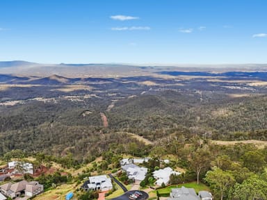 Property 15 Saint Ives Court, Mount Lofty  IMAGE 0