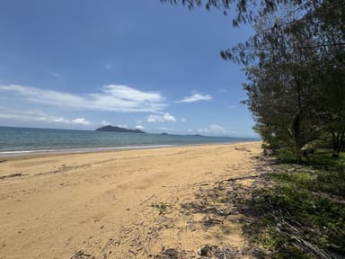 Property 7 Banfield Pde, Wongaling Beach QLD 4852 IMAGE 0