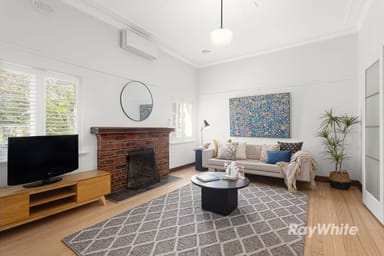 Property 32 Innellan Road, MURRUMBEENA VIC 3163 IMAGE 0