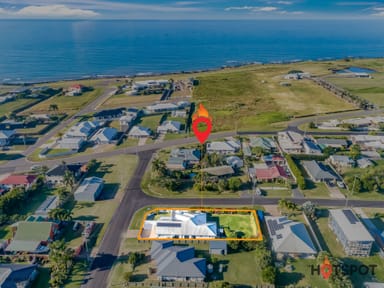 Property 5 Cove Street, Burnett Heads QLD 4670 IMAGE 0