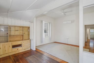 Property 256 West Street, Depot Hill QLD 4700 IMAGE 0