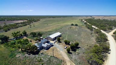 Property 253 Cockshell Road, BOWHILL SA 5238 IMAGE 0