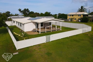 Property 21 Corser Street, Burnett Heads QLD 4670 IMAGE 0