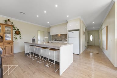 Property 24 Kensington Drive, Warragul VIC 3820 IMAGE 0