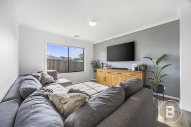 Property 34 Hains Close, Beaufort VIC 3373 IMAGE 0