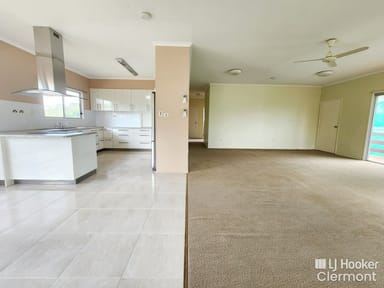 Property 7 Kepler Court, CLERMONT QLD 4721 IMAGE 0