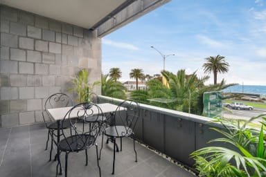 Property 208, 49 Beach Street, Port Melbourne VIC 3207 IMAGE 0