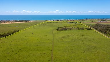 Property 131 Atkinsons Road, ELLIOTT HEADS QLD 4670 IMAGE 0