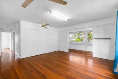 Property 7 Hunt Street, MANUNDA QLD 4870 IMAGE 0