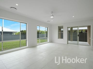 Property 21 Seagrass Avenue, Vincentia NSW 2540 IMAGE 0