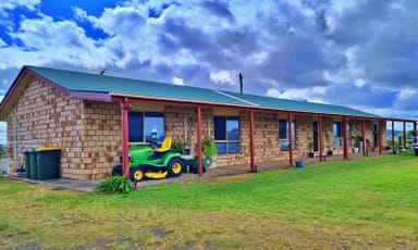 Property 140 Kelly Road, SILVERDALE QLD 4307 IMAGE 0