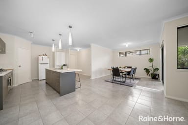 Property 5 Yarwood Nook, AVELEY WA 6069 IMAGE 0