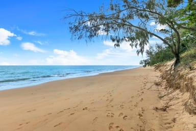 Property 3, 380 Esplanade, Scarness QLD 4655 IMAGE 0