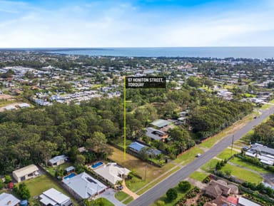 Property 67 Honiton Street, Torquay QLD 4655 IMAGE 0