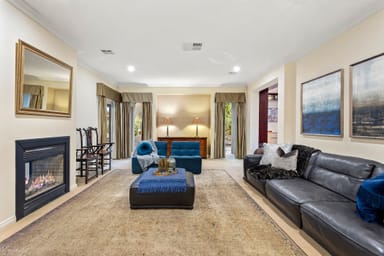 Property 11 Bluegrass Close, Waterways VIC 3195 IMAGE 0