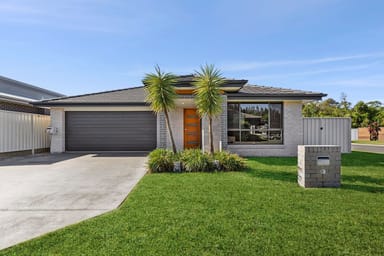Property 27 Sunshine Circuit, Emerald Beach NSW 2456 IMAGE 0