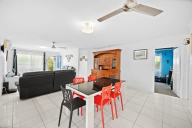 Property 23 Bicentennial Road, BENTLEY PARK QLD 4869 IMAGE 0