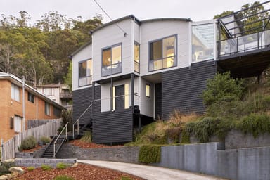 Property 15 Clift Street, Mount Stuart TAS 7000 IMAGE 0