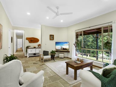 Property 33 Sunray Drive, BONOGIN QLD 4213 IMAGE 0