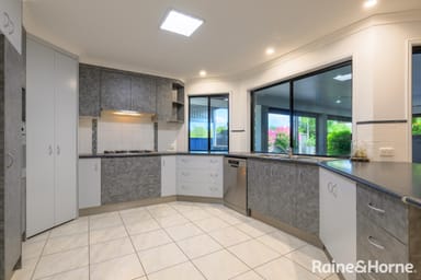 Property 44 Reinaerhoff Crescent, GLEN EDEN QLD 4680 IMAGE 0