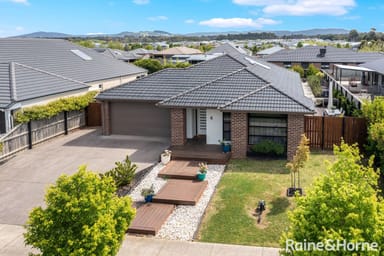 Property 4 Melaleuca Boulevard, ROMSEY VIC 3434 IMAGE 0