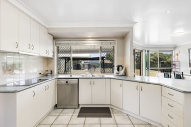 Property 12 Westfield Drive, WESTBROOK QLD 4350 IMAGE 0