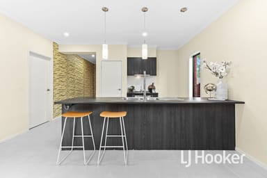 Property 17 Aspendale Place, Lyndhurst VIC 3975 IMAGE 0
