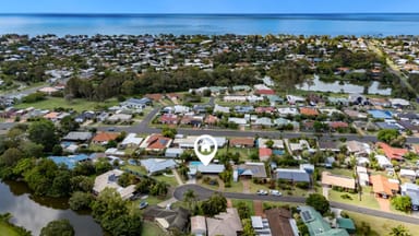 Property 11 Lakeside Court, TORQUAY QLD 4655 IMAGE 0