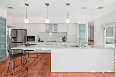 Property 7 Macartney Crescent, Deakin ACT 2600 IMAGE 0