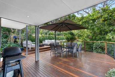 Property 33 Cluden Street, Holland Park West QLD 4121 IMAGE 0