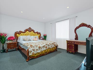 Property 27 Treeline Place, DURACK QLD 4077 IMAGE 0