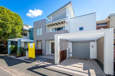 Property 20 Lader Terrace, VARSITY LAKES QLD 4227 IMAGE 0