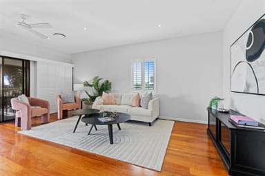 Property 45 Stella Street, HOLLAND PARK QLD 4121 IMAGE 0