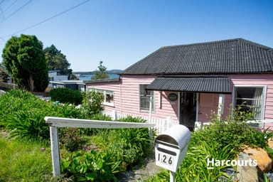 Property 126 Flinders Street, BEAUTY POINT TAS 7270 IMAGE 0