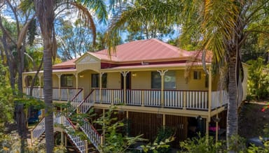 Property 8 Jasmine Place, BEENLEIGH QLD 4207 IMAGE 0