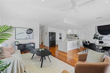Property 45 Stella Street, HOLLAND PARK QLD 4121 IMAGE 0