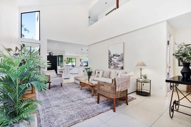 Property 7023 The Boulevard, BENOWA QLD 4217 IMAGE 0