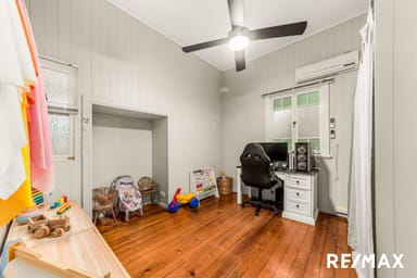 Property 35 Vernon Street, NAMBOUR QLD 4560 IMAGE 0