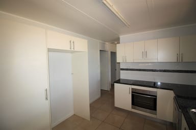 Property 5 Bennelong  Close, Richmond Hill QLD 4820 IMAGE 0