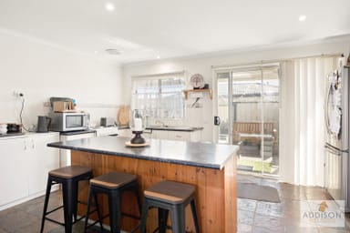 Property 2 Oak Ave, Traralgon VIC 3844 IMAGE 0