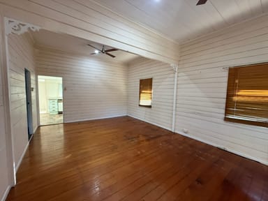 Property 378 Quay Street, Depot Hill QLD 4700 IMAGE 0