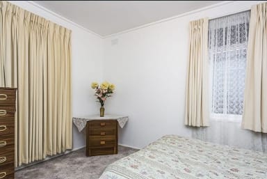 Property 5 Moffat Street, Saint Albans VIC 3021 IMAGE 0