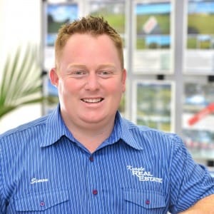 Property Agent Simon Tough