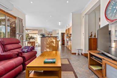 Property 6 Peppertree Court, Alfredton VIC 3350 IMAGE 0