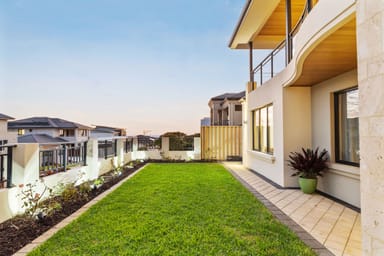 Property 8 St Lucia Road, Iluka WA 6028 IMAGE 0