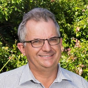 Property Agent Simon Grayell