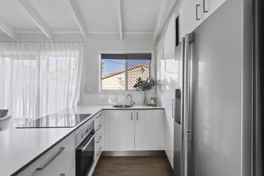 Property 31 Phyllis Street, EASTERN HEIGHTS QLD 4305 IMAGE 0