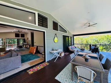 Property 15 Pioneer St, Bingil Bay QLD 4852 IMAGE 0