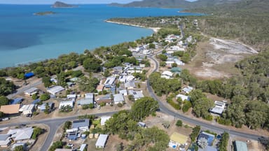 Property 2 Dingo Beach Road, DINGO BEACH QLD 4800 IMAGE 0