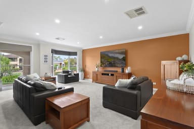 Property 7 Doyle Close, Wetherill Park NSW 2164 IMAGE 0